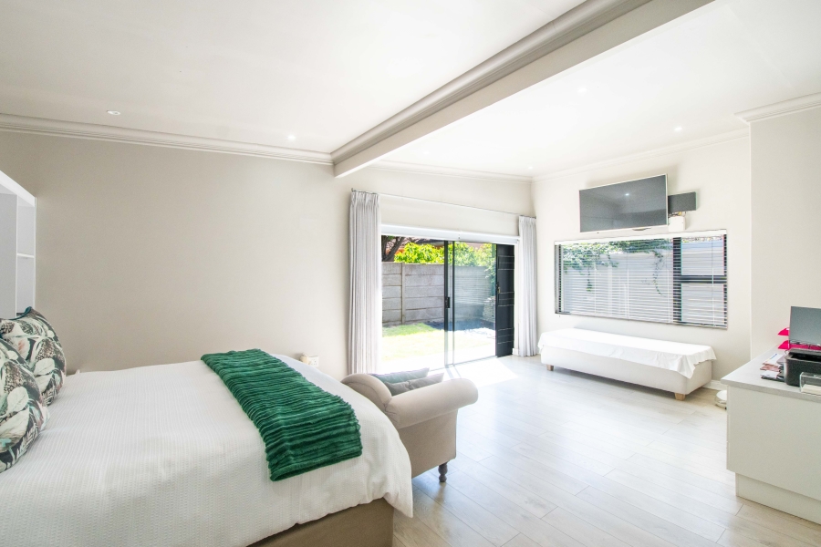 4 Bedroom Property for Sale in Mossel Bay Central Western Cape